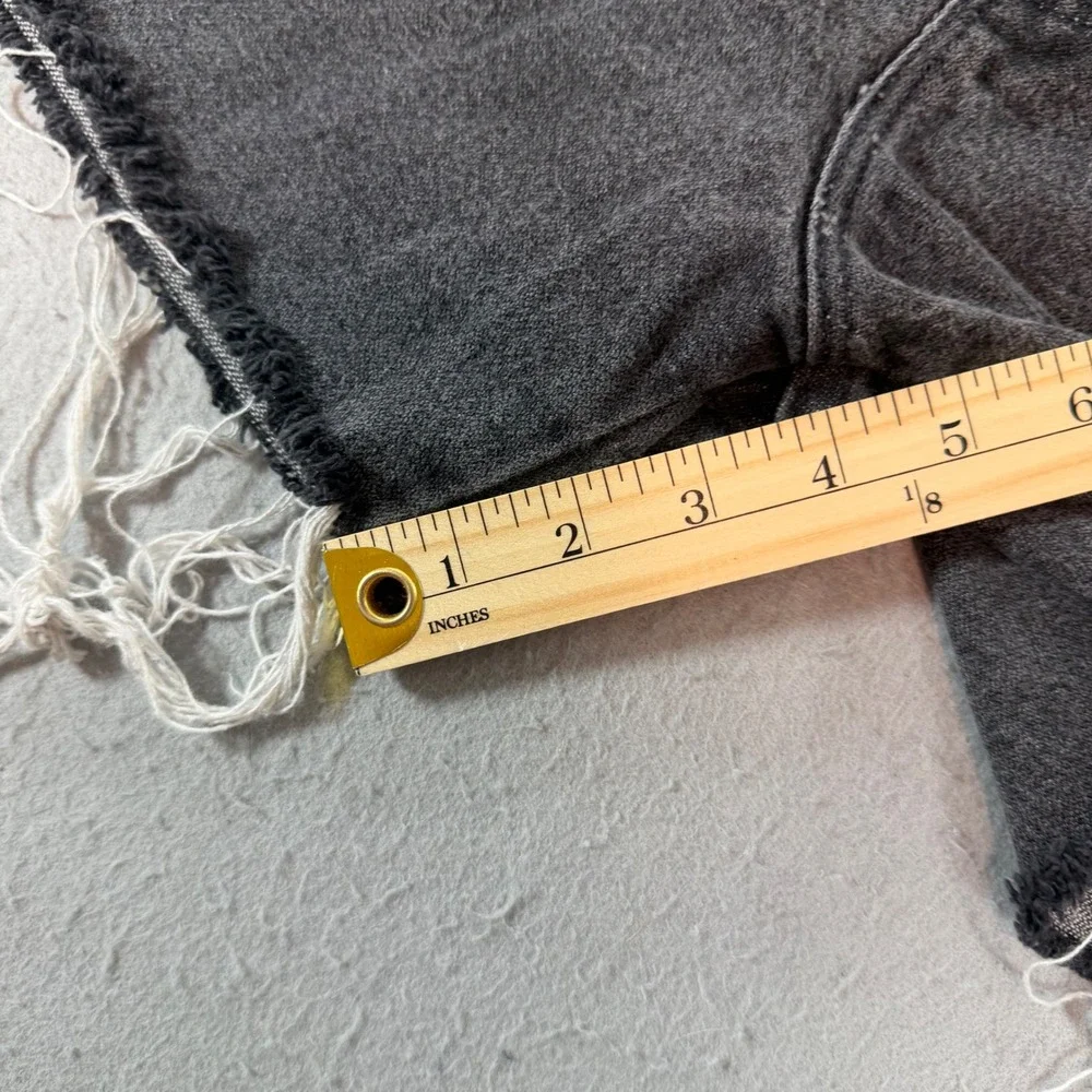 Vintage Wrangler 13MBKM Black Denim Cut Off‎ Shorts USA Womens 27 High Rise
